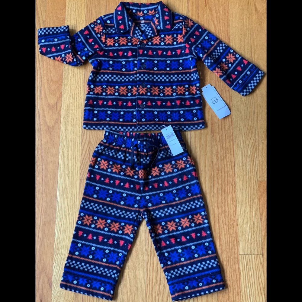 NWT GAP KIDS NAVY SNOWFLAKES PAJAMA SET 12-18 mo.